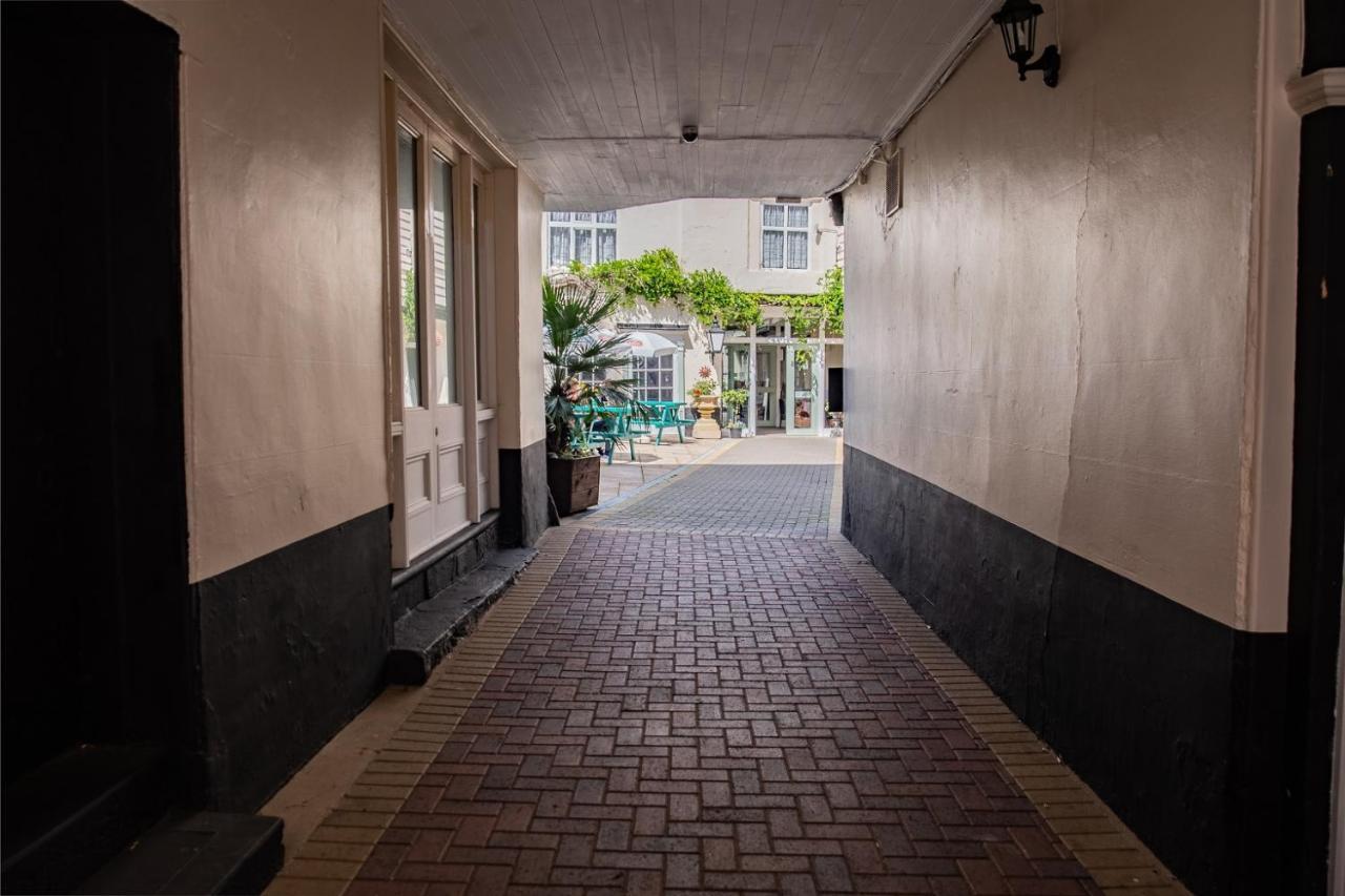 The Rose And Crown Hotel Wisbech Esterno foto