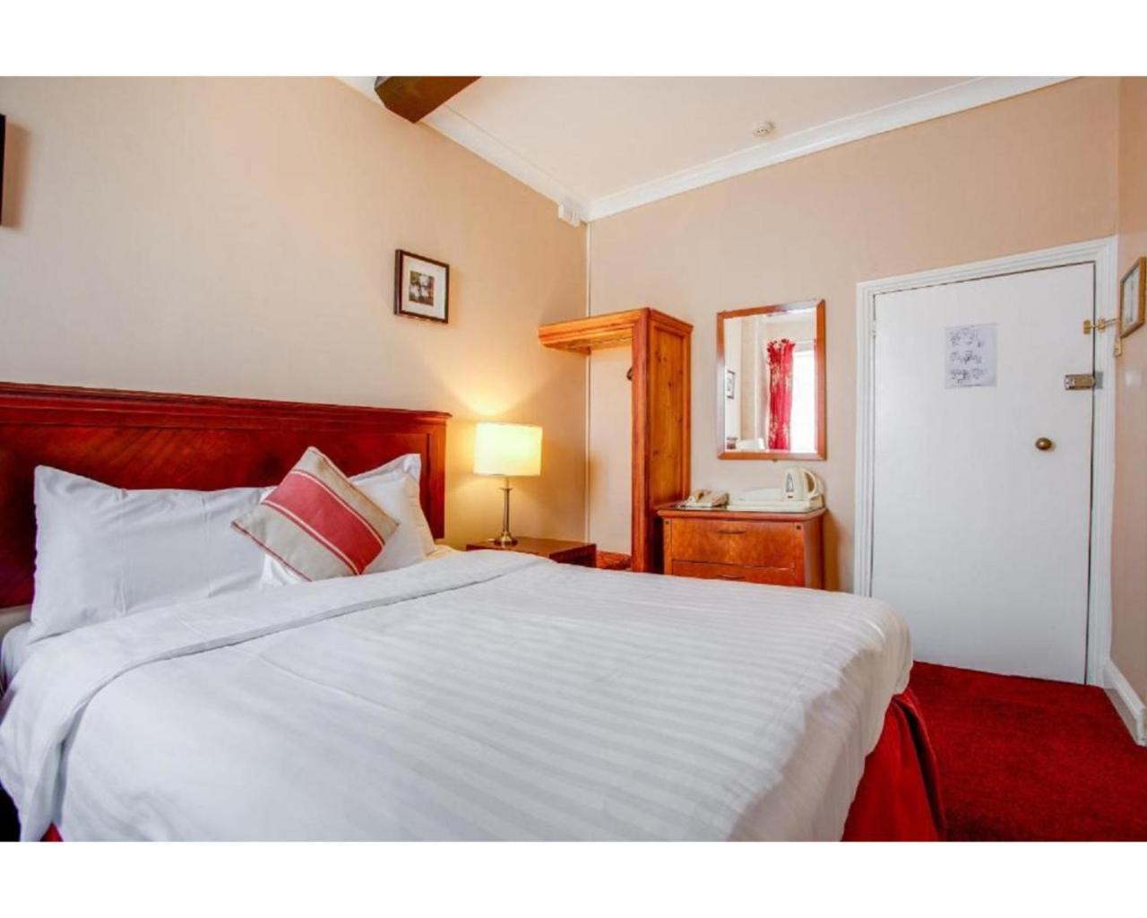 The Rose And Crown Hotel Wisbech Esterno foto